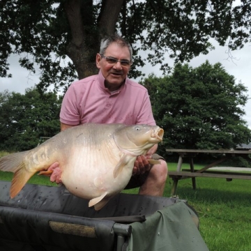 Carp (36lbs 8oz ) caught by Bob Carey at  France.