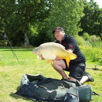 Carp (35lbs 0oz ) caught by Bob Hale at  France.