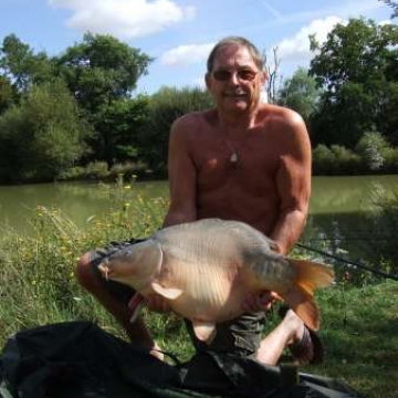 Carp (26lbs 0oz ) caught by Brian at  France.