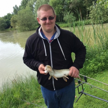 Carp (0lbs 0oz ) caught by Dean Rush at  France.