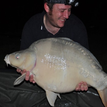 Carp (31lbs 8oz ) caught by Gary Seymour at  France.