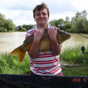 Carp (18lbs 0oz ) caught by Jake Hobbs at  France.