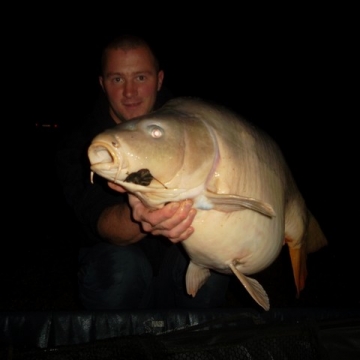 Carp (39lbs 2oz ) caught by Jamie Stitt at  France.