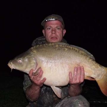 Carp (32lbs 8oz ) caught by Jamie Willis at  France.