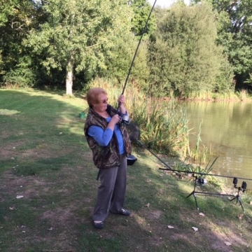 Carp (0lbs 0oz ) caught by Jenny Meider at  France.