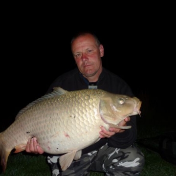 Carp (26lbs 1oz ) caught by Jezz Bailey at  France.