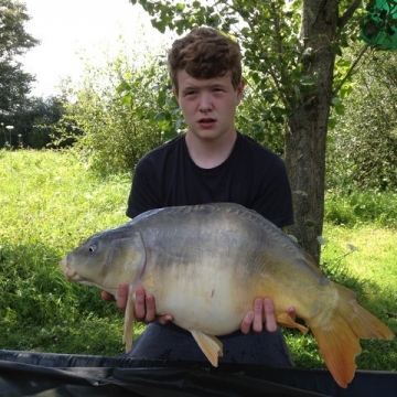 Carp (22lbs 5oz ) caught by Joe Malcolm at  France.