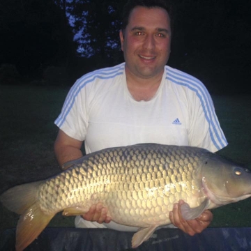 Carp (28lbs 13oz ) caught by John Bedi at  France.