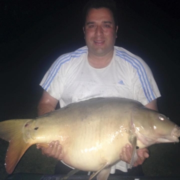 Carp (0lbs 0oz ) caught by John Bedi at  France.