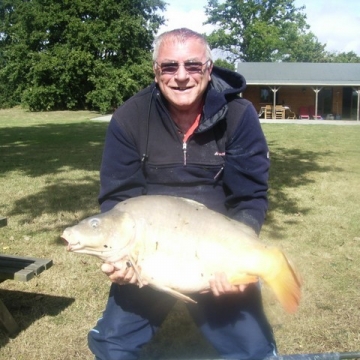 Carp (32lbs 6oz ) caught by John Mutton at  France.