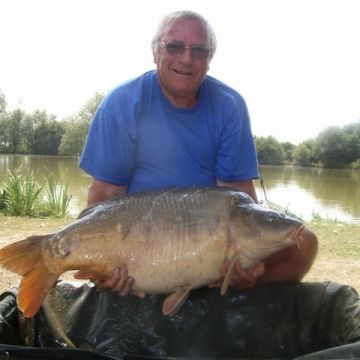 Carp (39lbs 8oz ) caught by John Mutton at  France.