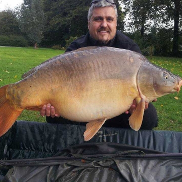 Carp (37lbs 14oz ) caught by Kevin Priest at  France.