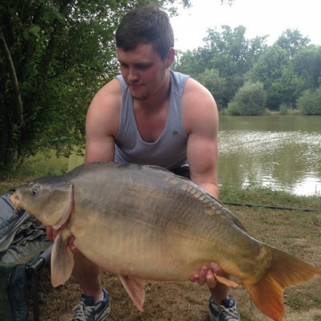 Carp (32lbs 4oz ) caught by Luke Faith at  France.