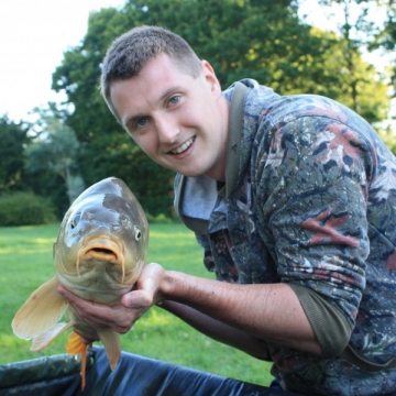 Carp (18lbs 12oz ) caught by Martin Burn at  France.