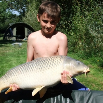 Carp (26lbs 4oz ) caught by Matt Burgess at  France.