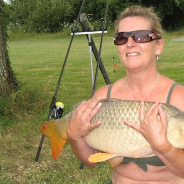 Carp (23lbs 0oz ) caught by Lila at  France.