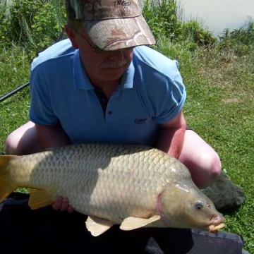 Carp (24lbs 2oz ) caught by Paul Shaw at  France.