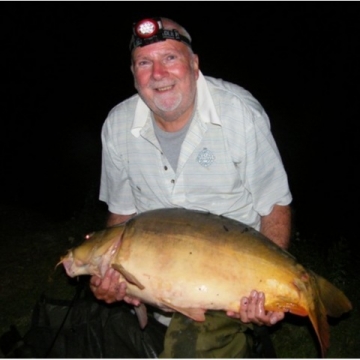 Carp (30lbs 4oz ) caught by Peter Lang at  France.