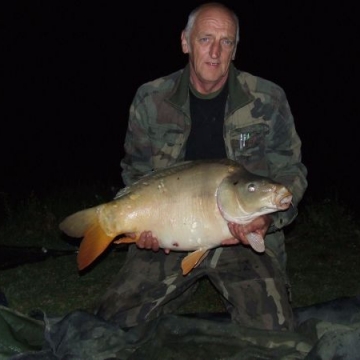 Carp (25lbs 10oz ) caught by Pete Slack at  France.