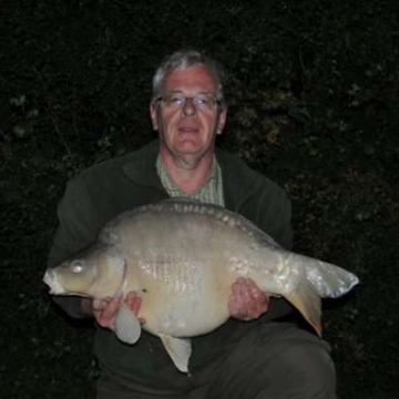 Carp (31lbs 5oz ) caught by Phil Calladine at  France.