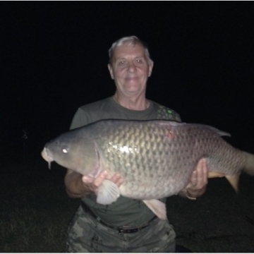 Carp (27lbs 8oz ) caught by Ray Hale at  France.