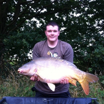 Carp (32lbs 8oz ) caught by Ryan Snelson at  France.