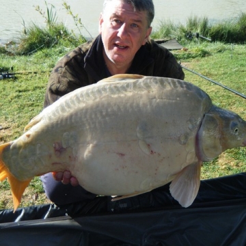 Carp (31lbs 0oz ) caught by Shane Richardson at  France.