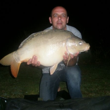 Carp (26lbs 13oz ) caught by Stephen Allison at  France.