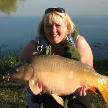 Carp (30lbs 2oz ) caught by Sue Ritches at  France.