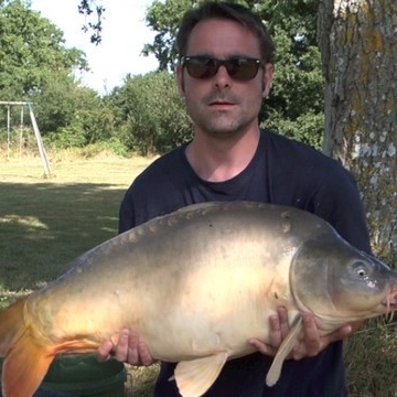 Carp (29lbs 1oz ) caught by Tim Churchill at  France.