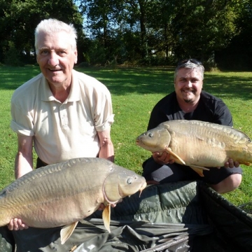 Carp (0lbs 0oz ) caught by Vic Priest at  France.