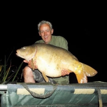 Carp (41lbs 12oz ) caught by Paul Jeive (PB) at  France.