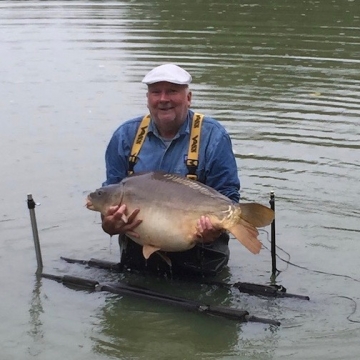 Carp (37lbs 4oz ) caught by Peter Lang at  France.