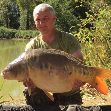 Carp (38lbs 0oz ) caught by Phil English at  France.