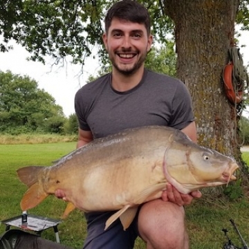 Carp (35lbs 0oz ) caught by Tom Butler (PB) at  France.