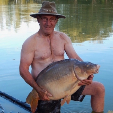 Carp (41lbs 0oz ) caught by Trevor Burgess at  France.