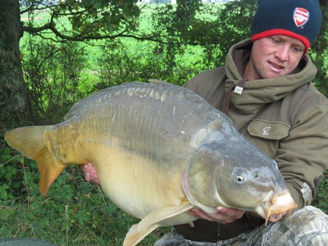 42lb 4oz - Darren banks the last 40 of the year