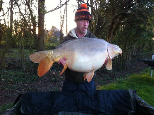 Norris Creamfields with a 38lb 9oz mirror