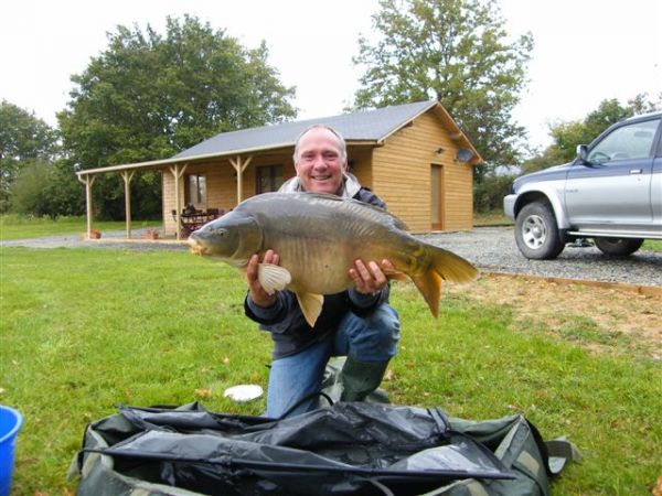 Owner Martin with an Oakview carp